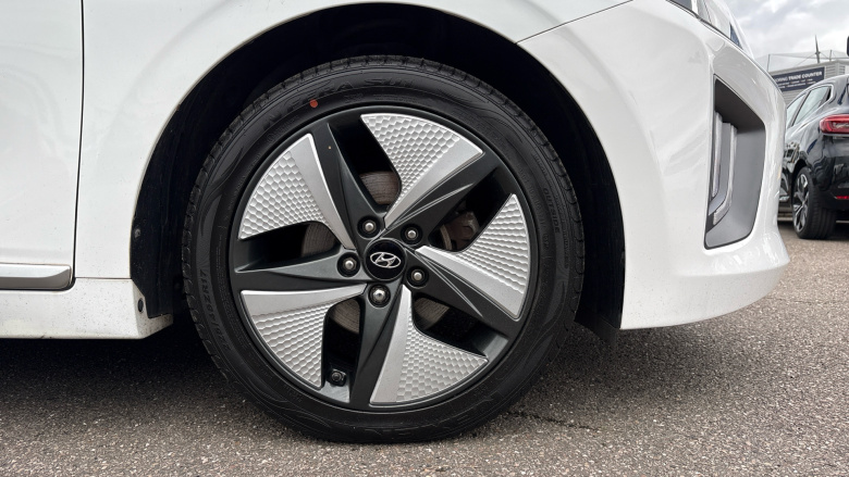 Hyundai IONIQ 1.6 GDi Hybrid 1st Edition 5dr DCT Hybrid Hatchback